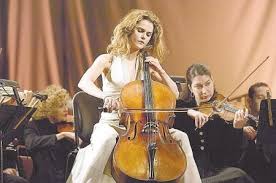 August Rush' plays obnoxiously sugary melody