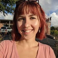 Erin Schilling's Instagram, Twitter & Facebook