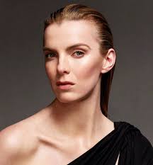 Born july 21, 1986 american actress the daughter of actors jack gilpinand ann mcdonough www.facebook.com/profile.php?id=100068315419263. Betty Gilpin Height Age Weight Measurement Wiki Bio Net Worth