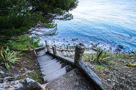 Address, phone number, plage naturiste reviews: Plage Naturiste Du Saint Selon La Seyne Sur Mer Var France Beachrex Com