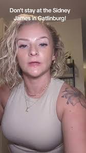 Cydney Thomas's Instagram, Twitter & Facebook