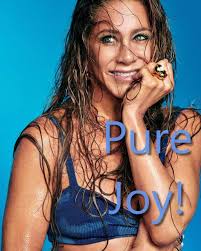 Photo posted by Jennifer Aniston (Fan Page) (@amazing_jen_aniston)