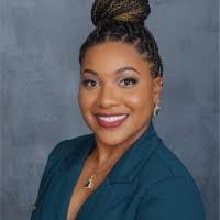 Jana Castro's Instagram, Twitter & Facebook