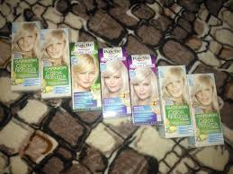 Amestecă vopseaua agitând până aceasta devine mov. Hair Parul Meu Alb All Day But Not Today