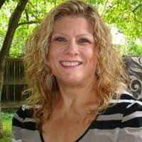 Debbie Firestone's Instagram, Twitter & Facebook