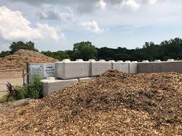 Check spelling or type a new query. Psa Free Wood Chips At The End Of St Julien St City Run Londonontario