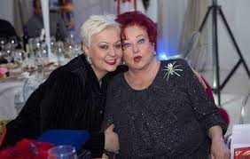 Stela popescu a murit, stop cardiorespirator, alexandru arşinel, ultima aparitie a stelei popescu. Socant Stela Popescu A FÄcut Accident Vascular Cerebral Dar Nimeni Nu A Observat Video Recentnews Ro