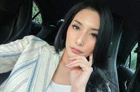 Dalam serial tersebut, tyas dan bastian diceritakan saling jatuh cinta. Berendam Bareng Suami 6 Momen Liburan Tyas Mirasih Di Singapura Matamata Com