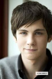 I have deep blue/black eyes and blonde hair. 28 Dark Hair Blue Eyes Ideas Guys Dark Hair Blue Eyes Actors