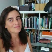 Paula Morais's Instagram, Twitter & Facebook