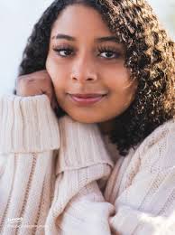 Creative Senior Picture Ideas for 2024