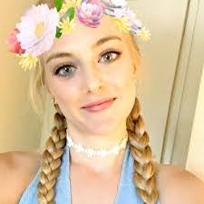 Alyssa Stauffer's Instagram, Twitter & Facebook