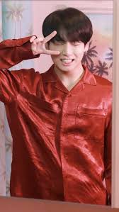 Jungkook abs jungkook cute foto jungkook foto bts dance kpop bts face bts maknae line bts dancing bts playlist. Bts Wallpapers Red Aesthetic Jungkook Cute Bts Wallpaper