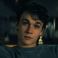 THEO 😍 (@urman.matheo)