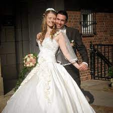 Maybe you would like to learn more about one of these? Pin Auf Real Brides Hochzeit In Einem Von Cindy Ella Genahten Brautkleid Hochzeitskleid