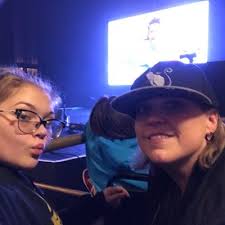 Vicki Pocock (@vpocock)