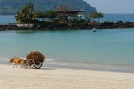There are some unbelievably beautiful myanmar beaches, many of. Grand Myanmar Discovery 20 Days Myanmar Tours Ngapali Beach Myanmar Travel Thailand Travel Guide