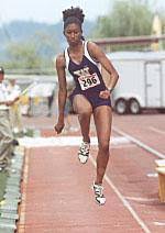 On campus, relays festivities transform the university with a palpable vibe of excitement. Track Preps For Stretch Run With Drake Relays Oregon Invite University Of Washington Athletics