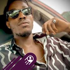 After Wayne's biological father abandoned the family and his stepfather was  tragically k!lled, Birdman became a father figure to him. Their bond grew  stronger over the years so much so that Wayne