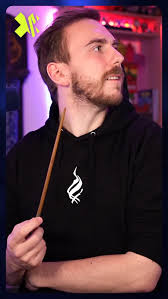 Energien er høj, nyhederne vælter ind, og Arkaden-holdet har skruet helt op  for gaming-snakken! Denne uge byder på vilde diskussioner, filmnørderi,  episk sidequest-kaos og en dansk spiludgivelse, du ikke må gå glip