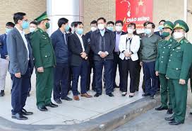 Chủng virus ở bệnh nhân đà nẵng là chủng mới so với các chủng đã tồn tại ở việt nam, là chủng xâm nhập từ bên ngoài. 6s8e W5tiqralm
