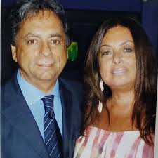 Quiero compartir con ustedes el motivo de mi ausencia en las redes. El 29  de abril de este año, fallecio mi adorado hermano Andres Fried, un hombre  intachable, preocupado, buen padre, buen