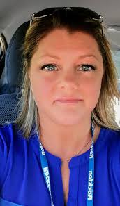 Off to work! Love rocking my top from 8 seconds! ❤️