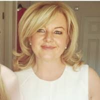 Shelley Dolan's Instagram, Twitter & Facebook