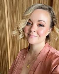 Anna Prather's Instagram, Twitter & Facebook