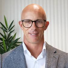 How to adjust your leadership style for better results