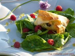 Bonnotte De Noirmoutier Et Bigorneaux En Papillotte Persillee Salade De Pousses D Epinard Recettes De Cuisine Bigorneaux Cuisine