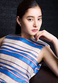 新木優子のノースリーブ あらきゆうこ 女優 可愛い 私服
