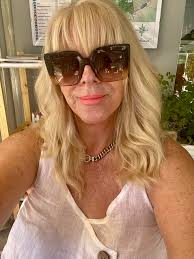 Wishing everybody a Very Happy Christmas 🎄 🎅 And a very big thank you for  all the lovely likes and comments