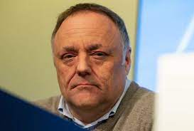Marius gilbert and marc van ranst comment on the way out of the crisis. Opinie Wat Bedrijfsleiders Kunnen Leren Van Marc Van Ranst Op Vlak Van Communicatie Made In