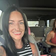 Carrie Fowler's Instagram, Twitter & Facebook