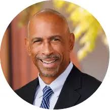 USCRossier-2025-Master's Commencement