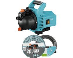 An der saugenden seite dürfen sie einen wasserschlauch anschließen, stecksysteme jedoch nicht. Gartenpumpe Gardena 3000 4 Set Inkl Saugschlauch Gartenschlauch Und Anschlussstucke Bei Hornbach Kaufen