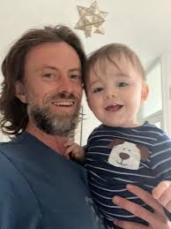 I like underworld movie franchise but is it books like that?no twilight  crap🥰🥰and no big books and no 12 book series 🥰🥰