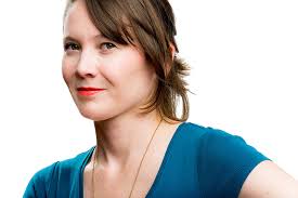 Elizabeth Rothwell's Instagram, Twitter & Facebook