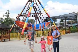Stay at grand mansion hotel blitar from $13/night, hotel tugu blitar from $32/night, patria palace hotel from $18/night and more. Wisata Blitar Park Garum