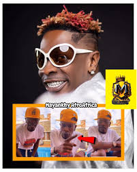 Fact Only 🤔🤔🤔 The Truth Be Say "SHATTA WALE" Don't See Himself As A  Ghanaians,He Always Think Far, He Knows himself,He always do what will make  him Feel okay He don't depend