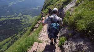 On the swiss hiking scale its difficulty is graded t3. Wanderung Auf Den Grossen Mythen Youtube
