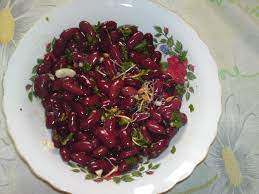 Se lasa fasolea peste noapte in apa cu sare. Salata De Fasole Rosie Ramonabudihala
