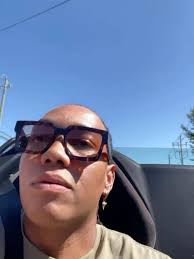 “IF YOU HANG OUT WITH ME TOO LONG, I’LL BRAINWASH YOU INTO LOVING YOURSELF  AND BELIEVING YOU CAN ACHIEVE ANYTHING.”— FACTS, NOTHING LIKE MOTIVATING  PEOPLE 😉💸💸💸🐲 * * * * * * #jacobeverett ...