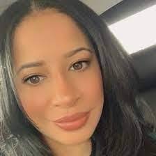 Veronica Franz's Instagram, Twitter & Facebook