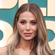 What Is Stage 5 Endometriosis? 'Bachelor' Lexi Young's Condition