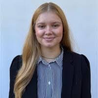 Charlotte Enders's Instagram, Twitter & Facebook