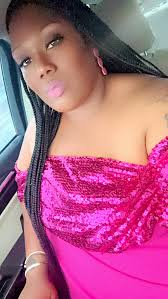 Just a girl who loves pink 💕