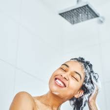 I wet my hair everyday. But Really Though How Often Should I Wash My Hair