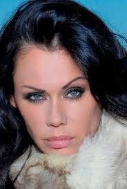 Caroline Perron介绍_图片_作品-猫眼电影